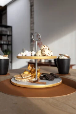 Jay Hill Etagere Marmer Goud 2-Laags -Keukengerei Verkoop 1 8720812849278 1