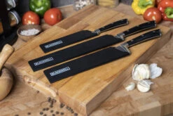 Blackwell Mesbeschermer - Universeel - Zwart - Voor Messen Met Een Lemmet Tot 22 Cm -Keukengerei Verkoop 12 Blackwell Messenbeschermers sfeer 1