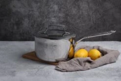 Saveur Selects Pannenset Voyage Series (Koekenpan ø 25 Cm + Steelpan ø 20 Cm) - TriPly RVS - Inductie En Alle Andere Warmtebronnen 16 Saveur Selects Pannenset Voyage Series (Koekenpan ø 25 Cm + Steelpan ø 20 Cm) - TriPly RVS - Inductie En Alle Andere Warmtebronnen -Keukengerei Verkoop 1200x800 1