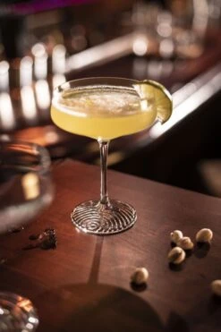 Zwiesel Glas Cocktailcoupes Echo - 277 Ml - 4 Stuks 13 Zwiesel Glas Cocktailcoupes Echo - 277 Ml - 4 Stuks -Keukengerei Verkoop 4001836117852 2