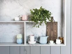 Maxwell & Williams Kop En Schotel Tint Blauw 100 Ml -Keukengerei Verkoop Tint Lifestyle Image 2 800x600