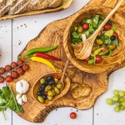 Jay Hill Serveerplank Tunea - Olijfhout - Schors XL 64 - 72 Cm -Keukengerei Verkoop Tunea 34 5