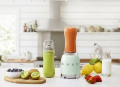 SMEG Smoothie Blender - Compact - Watergroen - 600 Ml - PBF01PGEU -Keukengerei Verkoop WEB PBF01PGEU L02.jpg