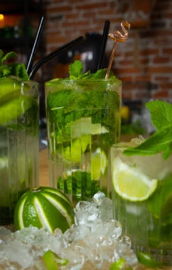 Cookinglife Longdrinkglazen Moville - 440 Ml - 6 Stuks 6 Cookinglife Longdrinkglazen Moville - 440 Ml - 6 Stuks -Keukengerei Verkoop cookinglife cocktailglazen1 1