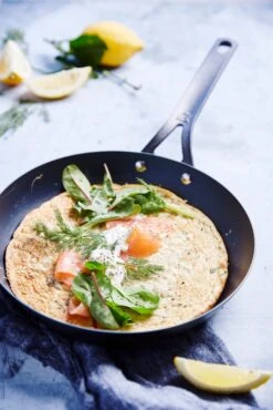 BK Koekenpan Black Steel - ø 28 Cm - Zonder Anti-aanbaklaag -Keukengerei Verkoop d4b730c2aba7568e69d988b9a634ec26a391e2ad BK BlackSteel Frypan 10inch Lifestyle 1