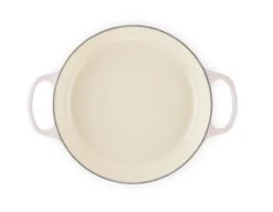 Le Creuset Braadpan Signature - Campagnard - Shell Pink - ø 26 Cm / 2.2 Liter -Keukengerei Verkoop le creuset campagnard shell pink 26cm 2