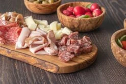 Jay Hill Serveerplank Tunea - Olijfhout - Met Schors - 33 X 15 Cm -Keukengerei Verkoop product 8 4