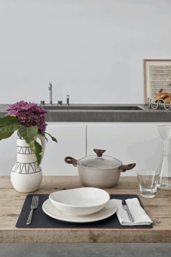 Sambonet Braadpan Rock 'n' Rose - Creme - ø 24 Cm / 4.5 Liter - Standaard Anti-aanbaklaag -Keukengerei Verkoop sambonet rock n rose sfeer9