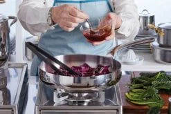 Sambonet Serveerpincet Zwart -Keukengerei Verkoop sambonet serveerpincet zwart sfeer2 1